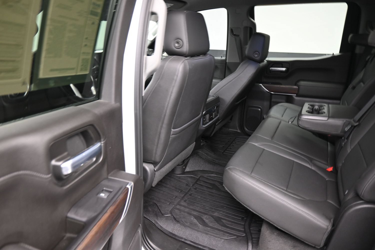 Used 2020 GMC Sierra 1500 SLT w/ SLT Premium Package AWD/4WD image 17