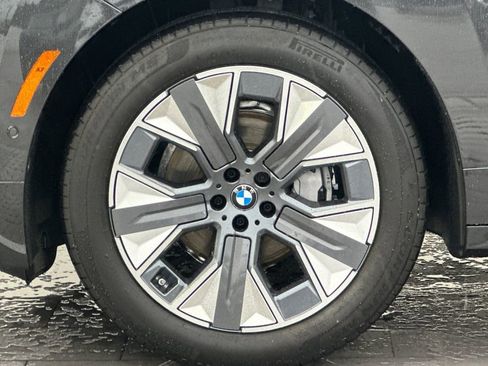 New 2026 BMW iX xDrive60 w/ Premium Package AWD/4WD image 30