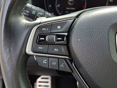 Used 2018 Honda Accord Sport image 22