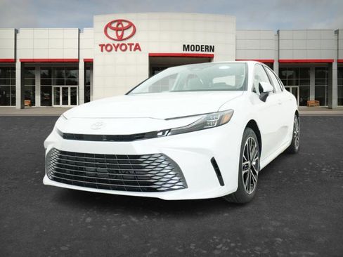 New 2026 Toyota Camry XLE image 9