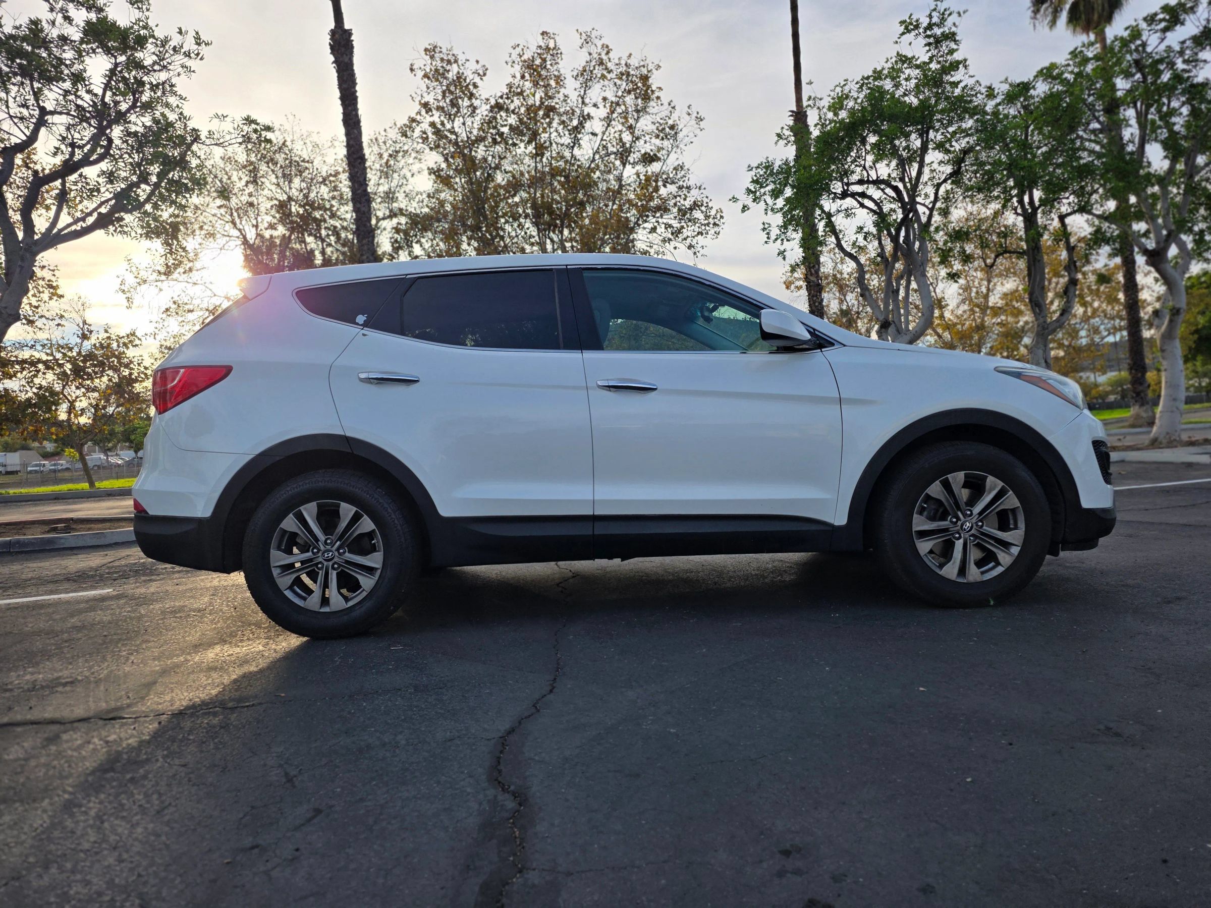 Used 2014 Hyundai Santa Fe Sport AWD/4WD image 4