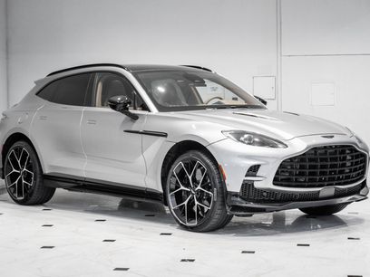 New 2026 Aston Martin DBX 707