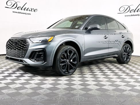 Used 2023 Audi Q5 2.0T Premium Plus w/ Premium Plus Package AWD/4WD image 3