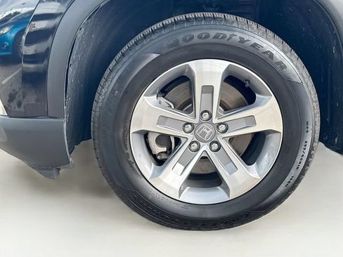 Used 2025 Honda Pilot EX-L image 36