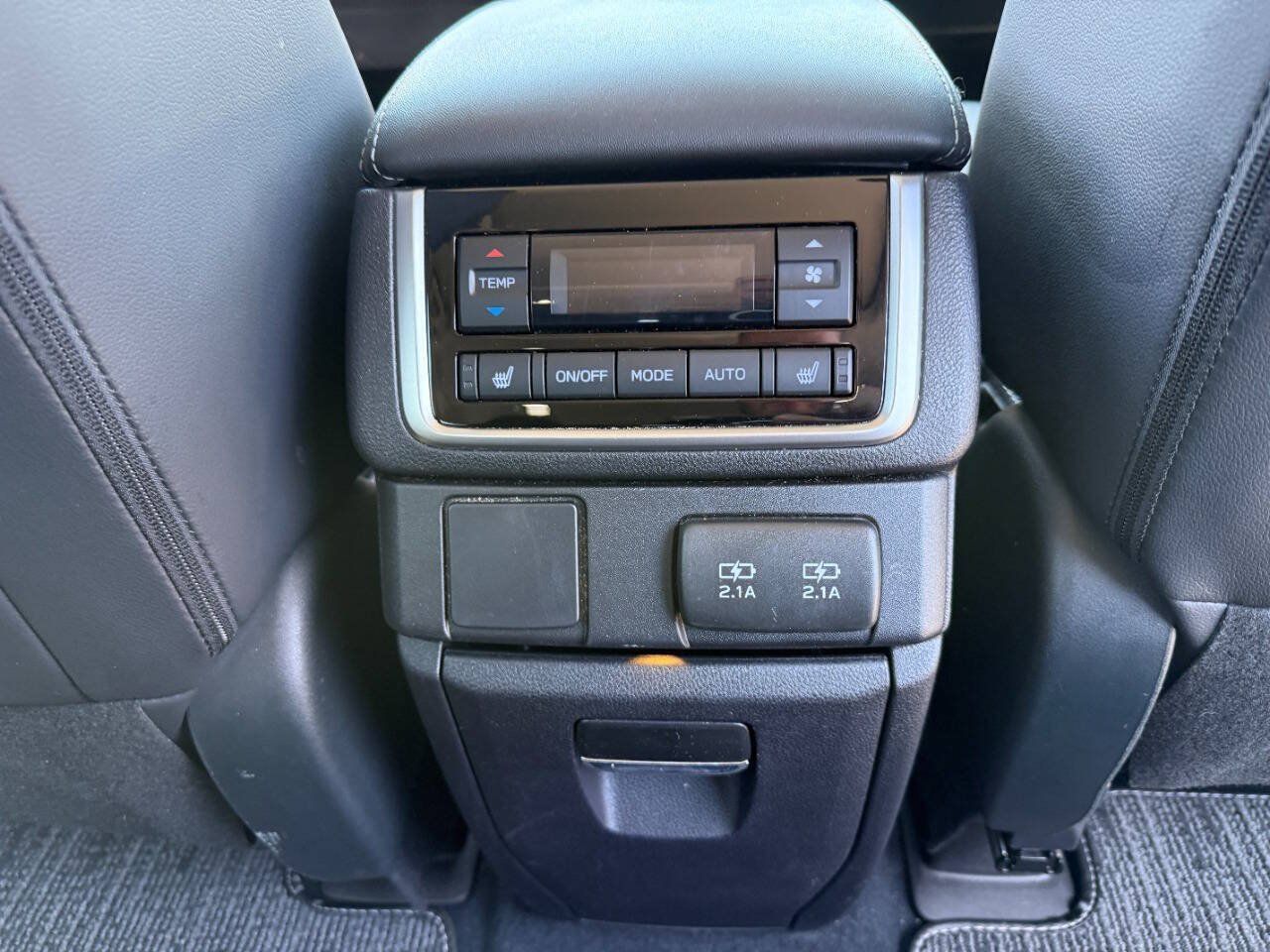 Used 2021 Subaru Ascent Limited w/ Technology Package AWD/4WD image 40