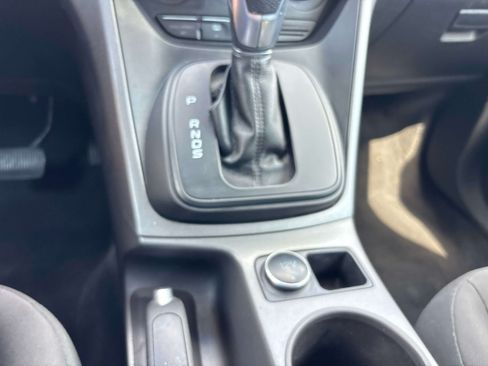 Used 2014 Ford Escape S FWD image 18