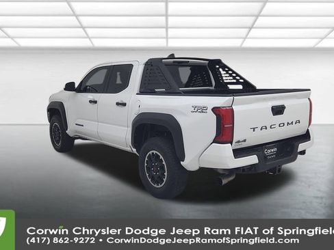 Used 2024 Toyota Tacoma 4x4 Double Cab image 11