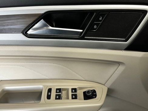 Used 2023 Volkswagen Atlas SEL image 14