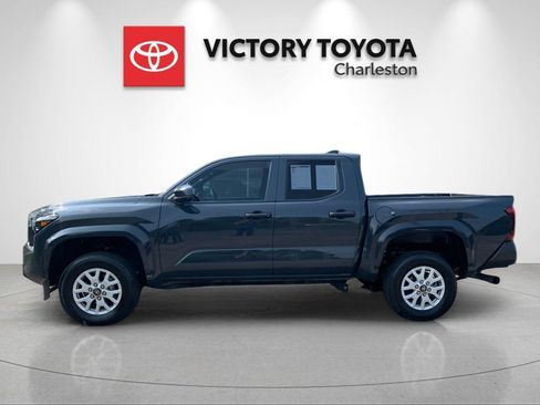 Used 2024 Toyota Tacoma SR w/ SR Upgrade Package AWD/4WD image 2