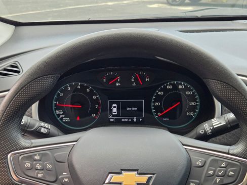 Used 2024 Chevrolet Malibu LT image 26