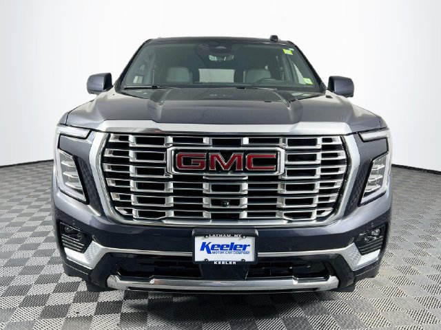 Used 2025 GMC Yukon Denali w/ Denali Reserve Package AWD/4WD image 9