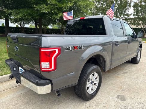 Used 2017 Ford F150 XLT AWD/4WD image 3