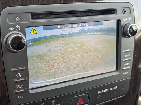 Used 2017 Chevrolet Traverse LT AWD/4WD image 17