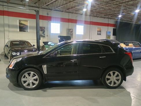 Used 2015 Cadillac SRX Premium image 2