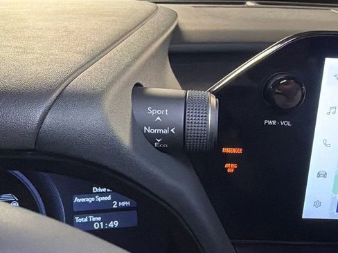 Certified 2025 Lexus UX 300h 300h Premium w/ Accessory Package (Z1) image 35