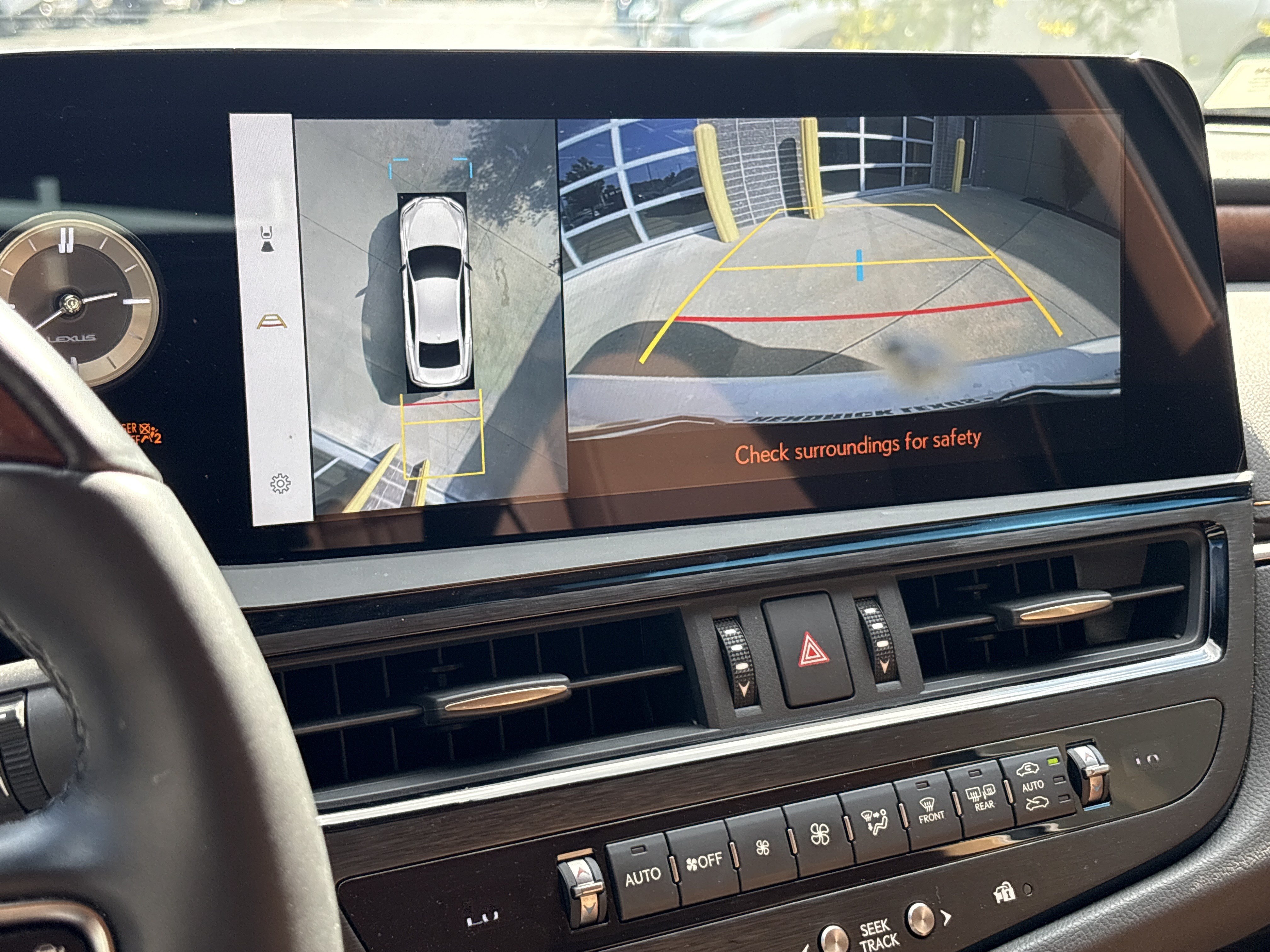 Used 2025 Lexus ES 350 Ultra Luxury FWD image 25