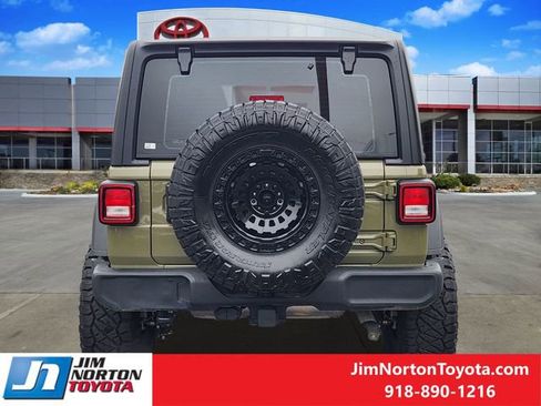 Used 2025 Jeep Wrangler Sport image 7