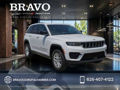 New 2026 Jeep Grand Cherokee Laredo