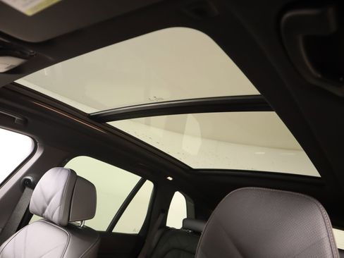 New 2026 BMW X5 xDrive50e w/ M Sport Package image 16