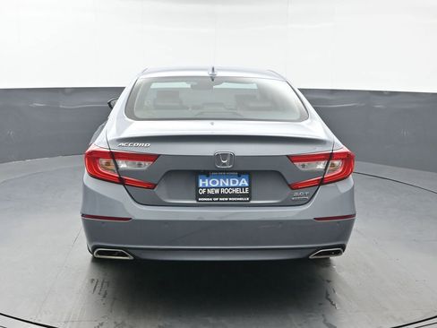 Used 2021 Honda Accord Touring image 5
