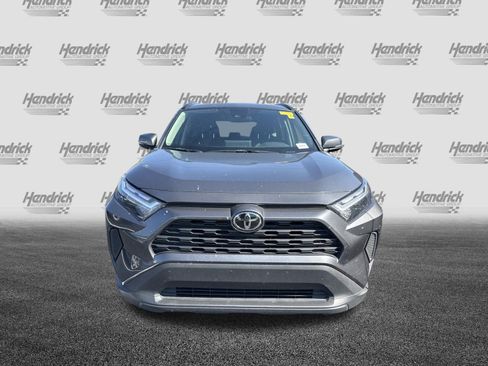Used 2025 Toyota RAV4 XLE AWD/4WD image 3