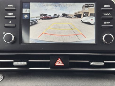 Certified 2025 Hyundai Elantra Blue image 17