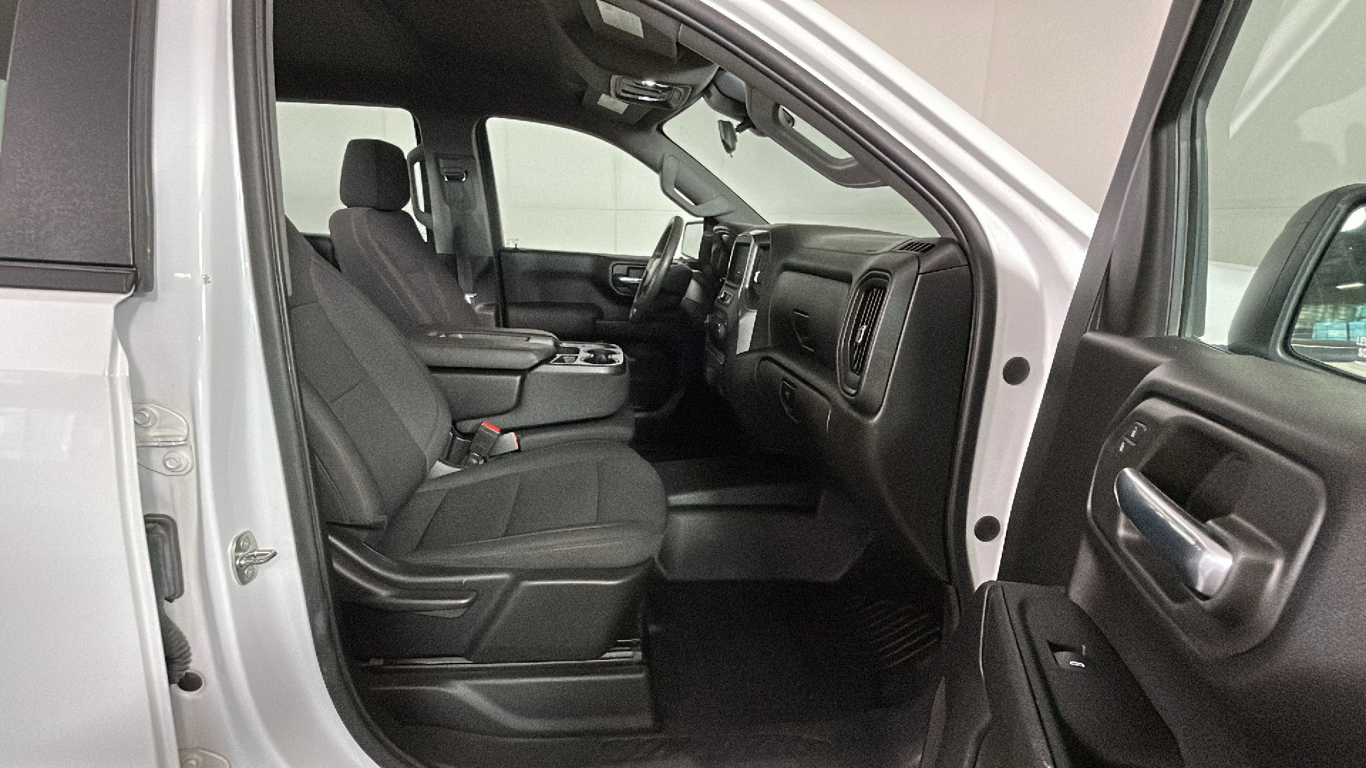 Used 2022 Chevrolet Silverado 1500 W/T w/ Trailering Package AWD/4WD image 36