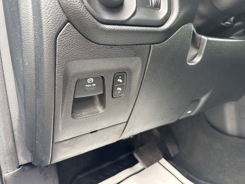 Used 2020 RAM 1500 Sport w/ Leather & Sound Group image 18