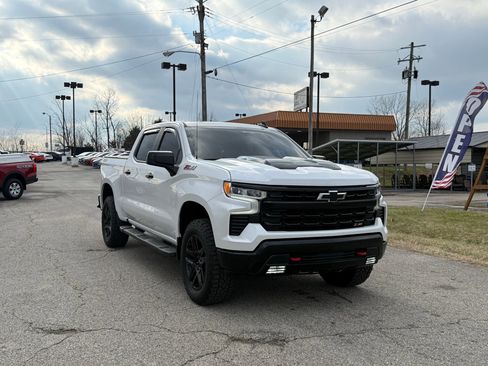 Used 2024 Chevrolet Silverado 1500 LT Trail Boss w/ Protection Package image 27