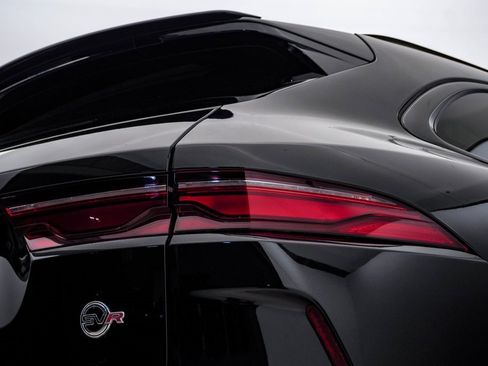 Used 2021 Jaguar F-PACE SVR image 13