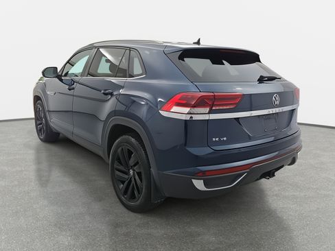 Used 2023 Volkswagen Atlas Cross Sport SE image 5