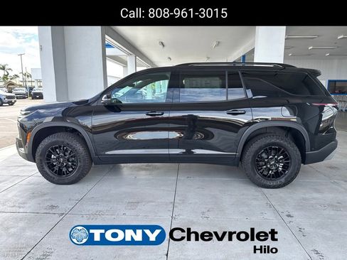 New 2026 Chevrolet Traverse Z71 w/ Enhanced Driving Package image 2