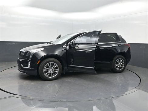 Used 2022 Cadillac XT5 Premium Luxury image 36