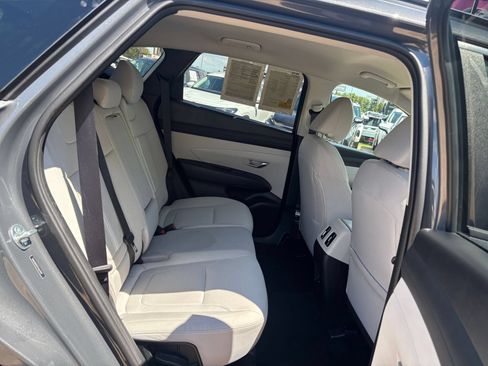 Used 2026 Hyundai Tucson SEL Plus FWD image 27