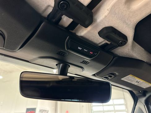 Used 2020 Jeep Wrangler Unlimited Rubicon AWD/4WD image 33