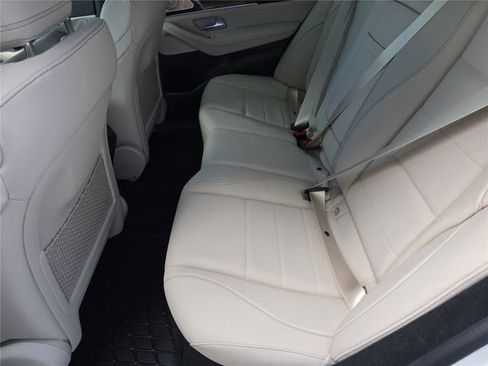 New 2026 Mercedes-Benz GLE 450 4MATIC image 16