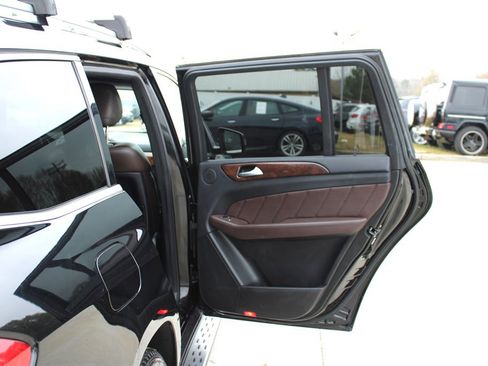 Used 2015 Mercedes-Benz GL 320 BlueTEC 4MATIC image 33