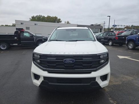 New 2025 Ford Expedition Max Active image 11