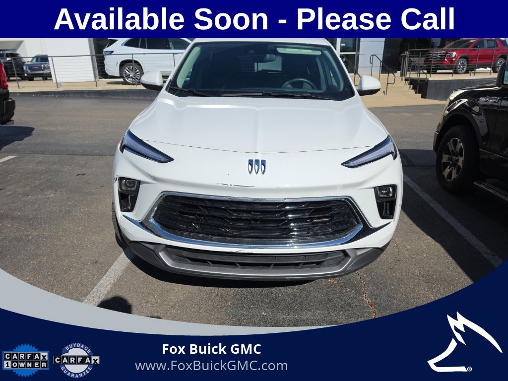 Used 2024 Buick Encore GX Preferred AWD/4WD image 2