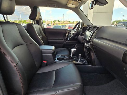 Used 2024 Toyota 4Runner TRD Off-Road Premium AWD/4WD image 26