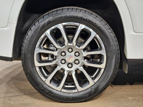 Used 2023 GMC Acadia Denali AWD/4WD image 17