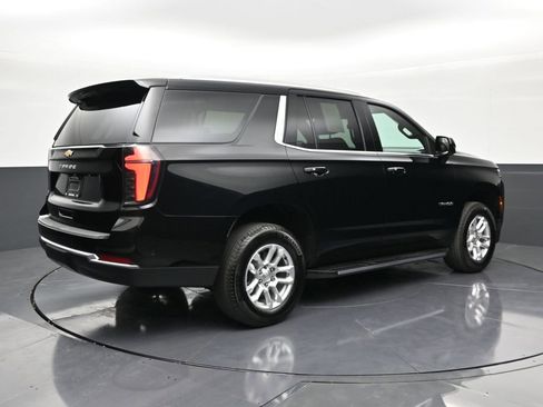 Used 2025 Chevrolet Tahoe LS RWD image 5