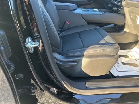 New 2026 Chevrolet Equinox EV LT image 33