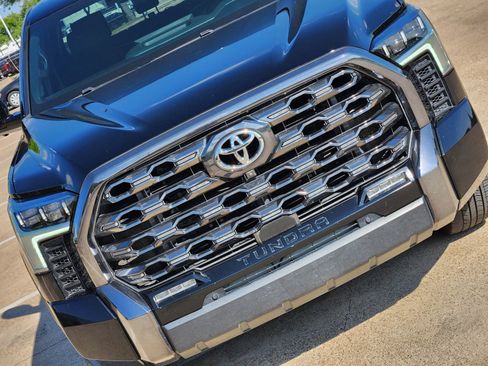 Used 2022 Toyota Tundra Platinum RWD image 5