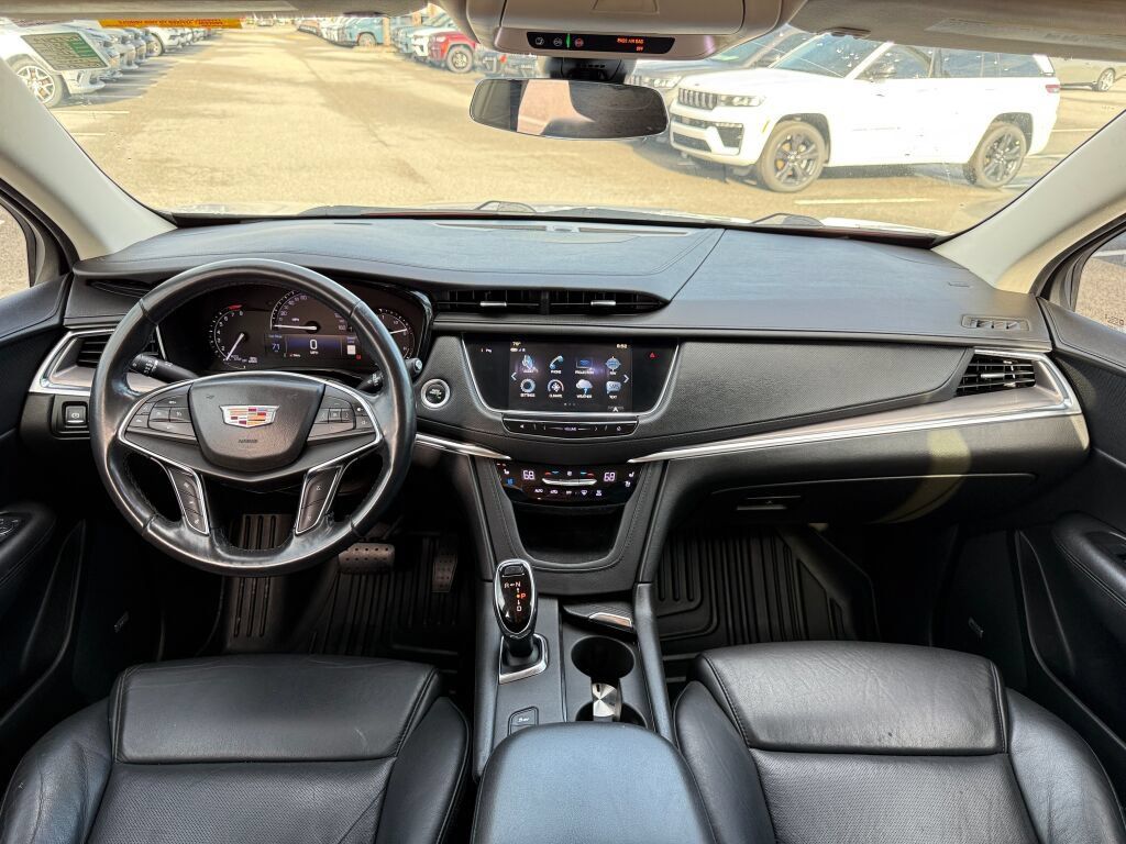Used 2019 Cadillac XT5 Premium Luxury AWD/4WD image 12