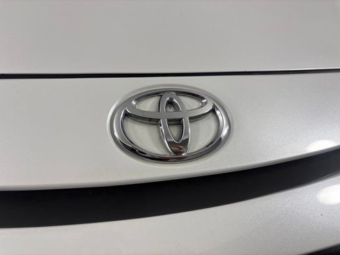 Used 2023 Toyota Corolla SE FWD image 11