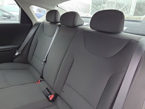 New 2026 Kia K4 LXS image 22