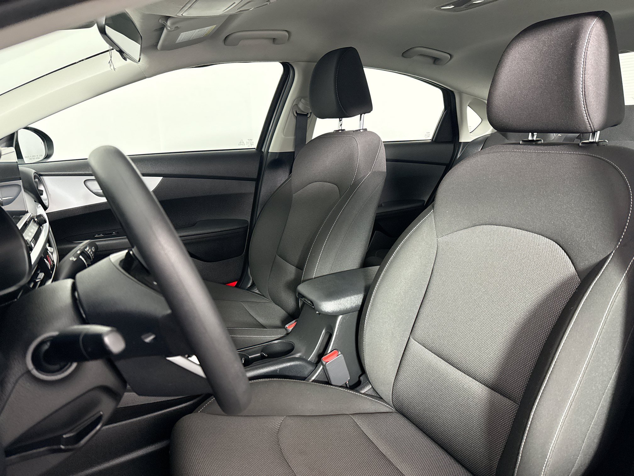Used 2023 Kia Forte LXS w/ LXS Technology Package FWD image 21