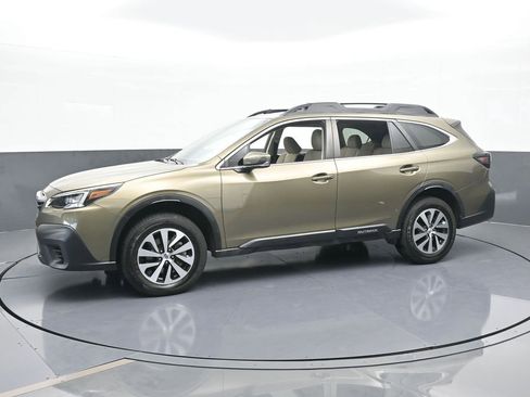 Used 2021 Subaru Outback Premium image 2