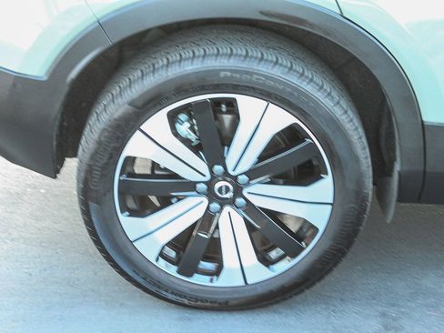 Used 2023 Volvo C40 P8 Recharge Plus w/ Protection Package Premier AWD/4WD image 11